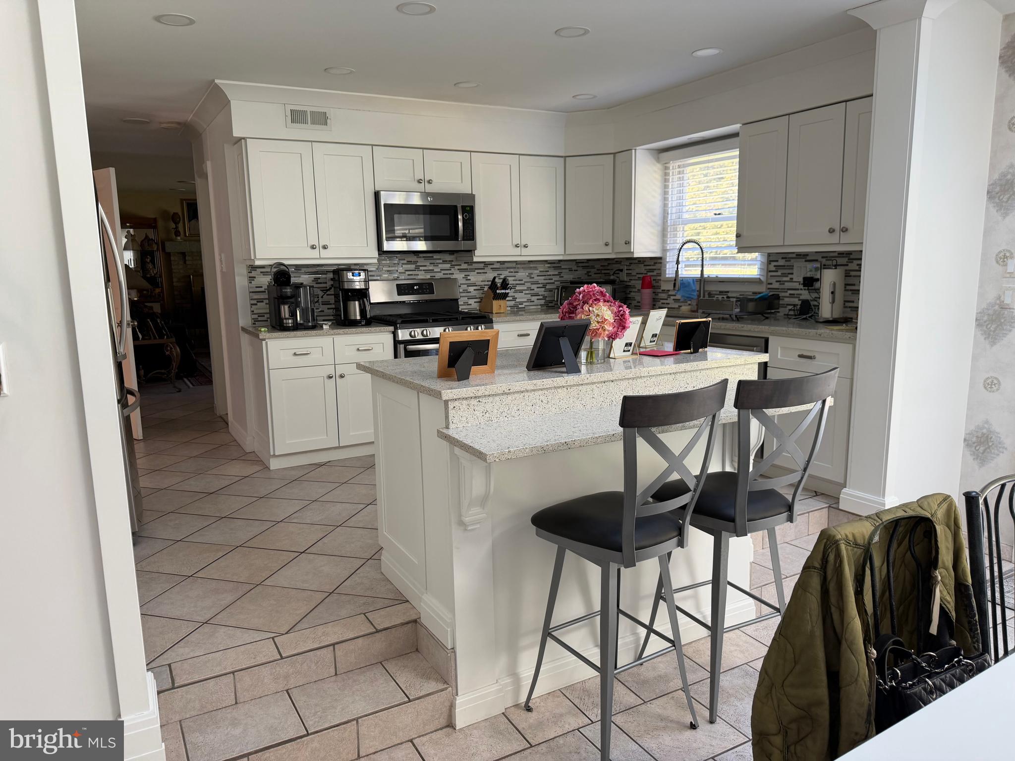 LONGFIELD WOODS - Residential