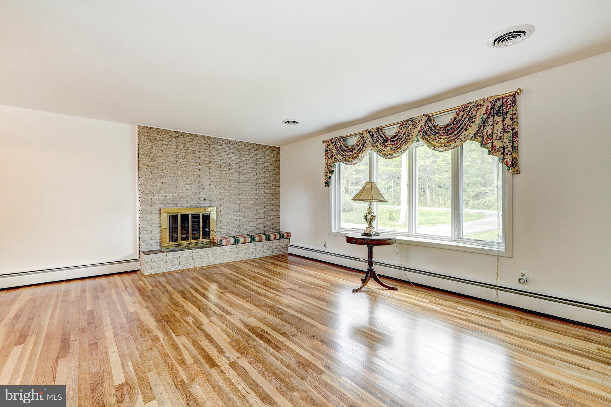 GREENSPRING HILLS - Residential
