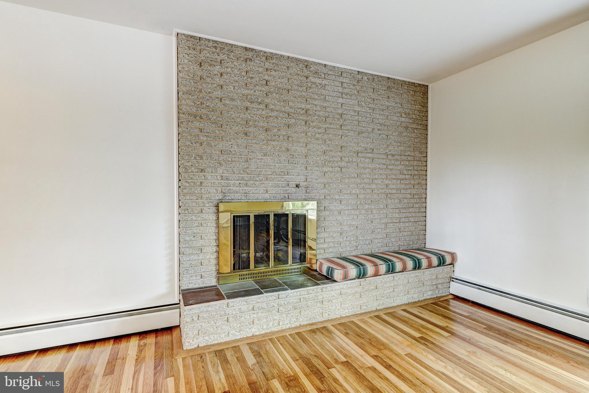 GREENSPRING HILLS - Residential