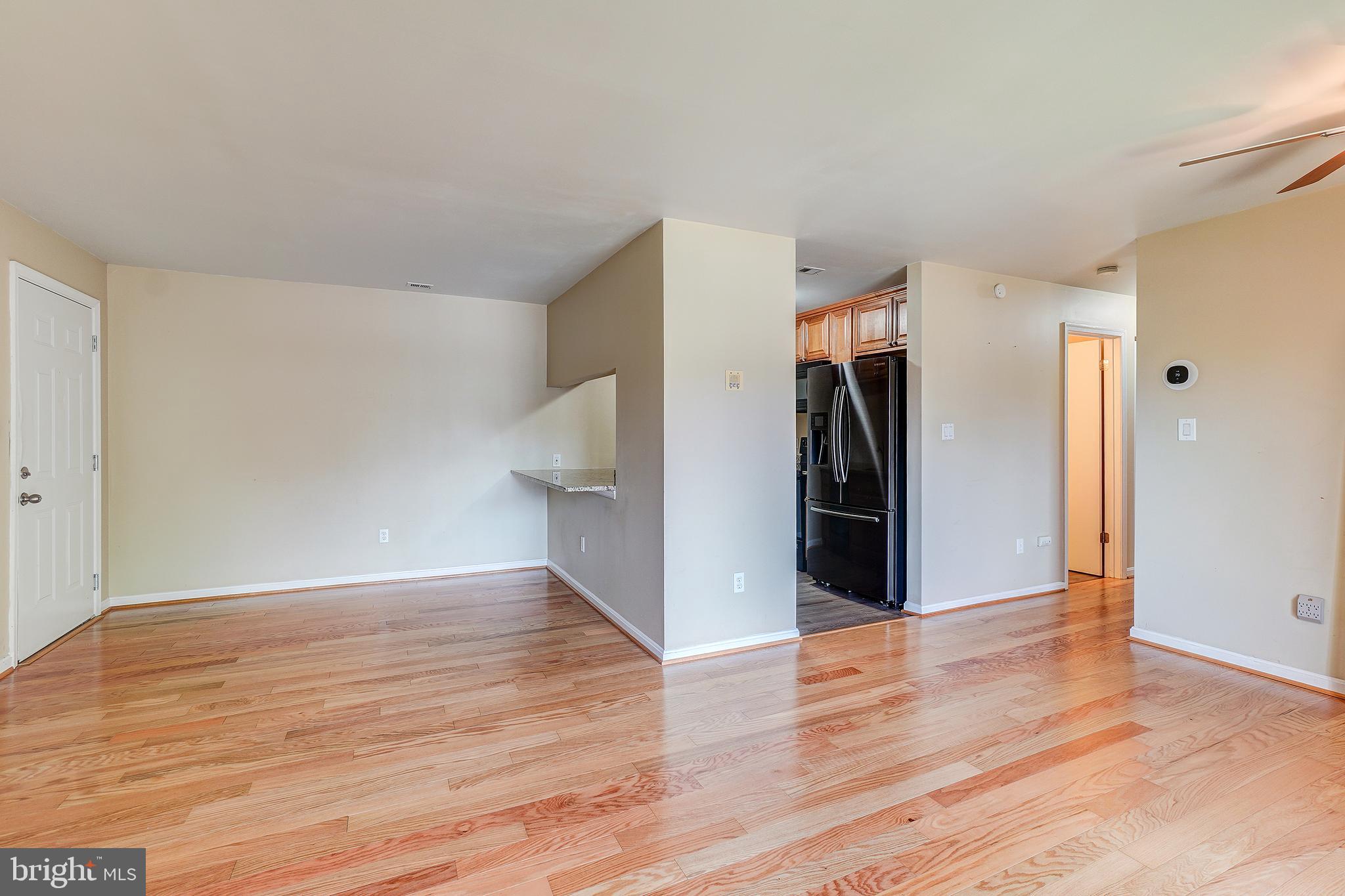 CROMWELL FOUNTAIN - Residential