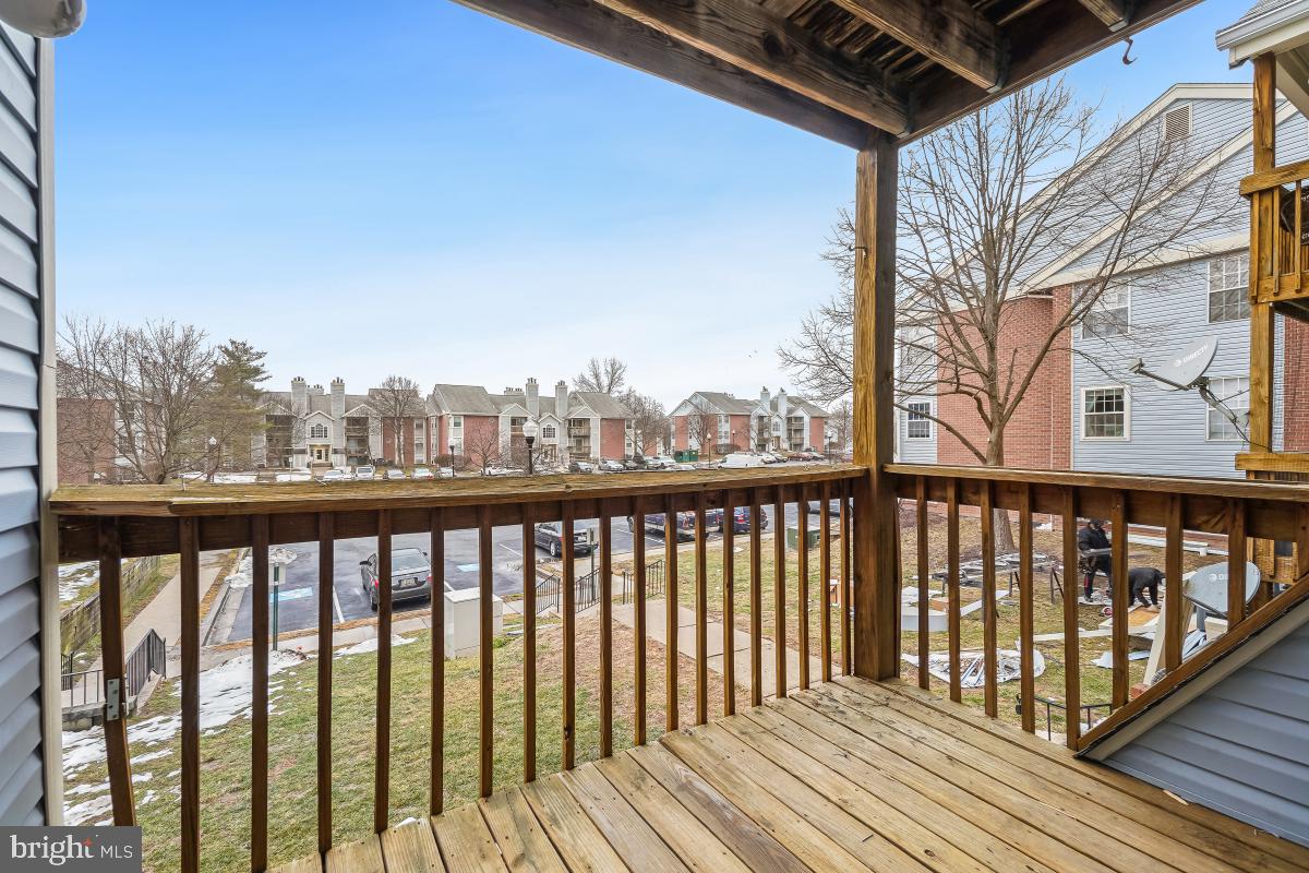 CROMWELL FOUNTAIN - Residential