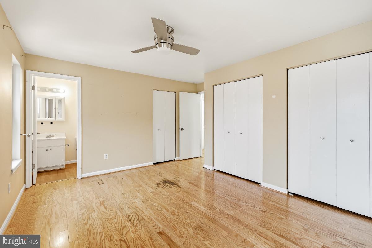 CROMWELL FOUNTAIN - Residential