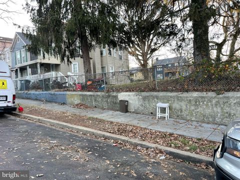 318 57TH STREET NE WASHINGTON DC 20019