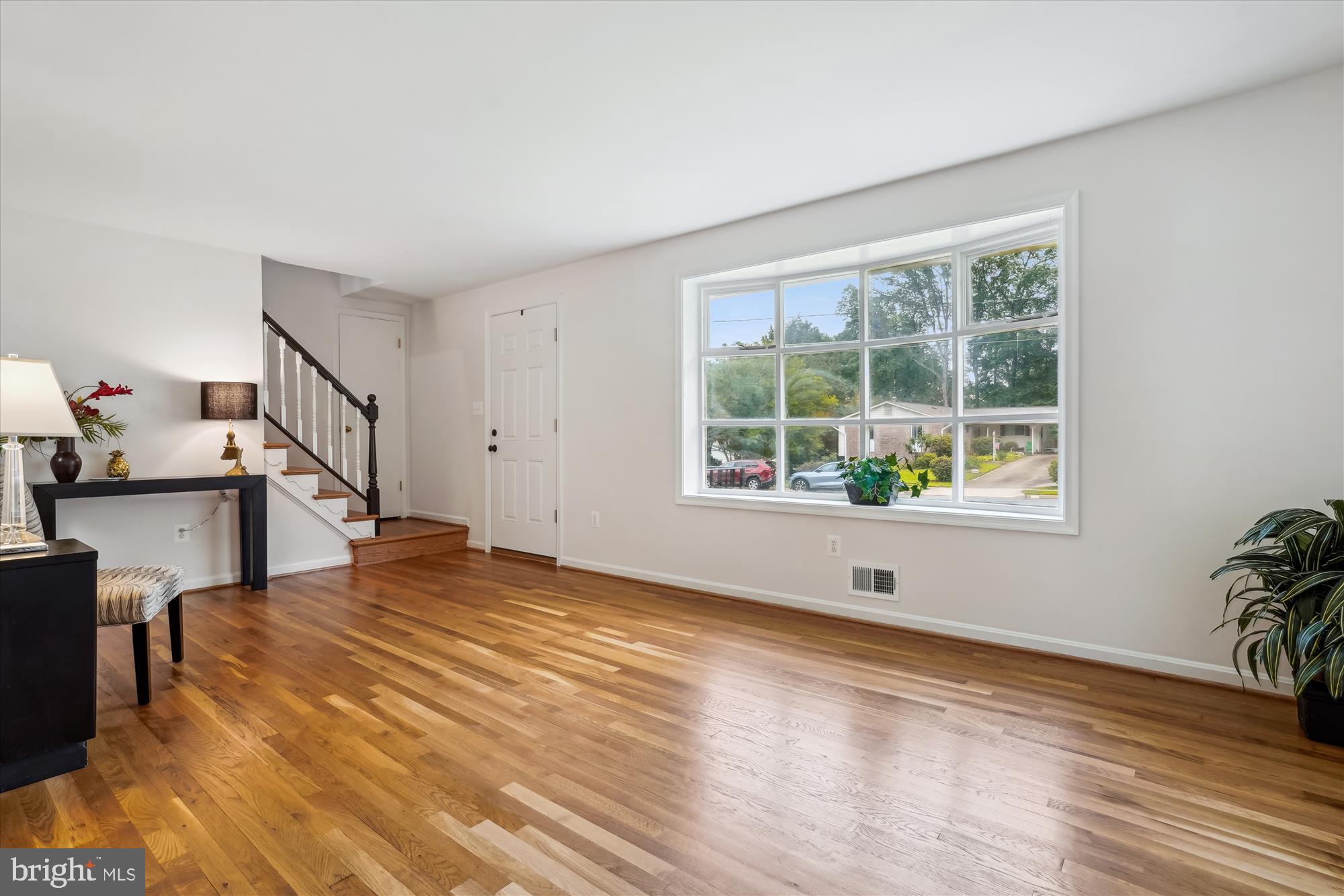 5420 EASTBOURNE DRIVE