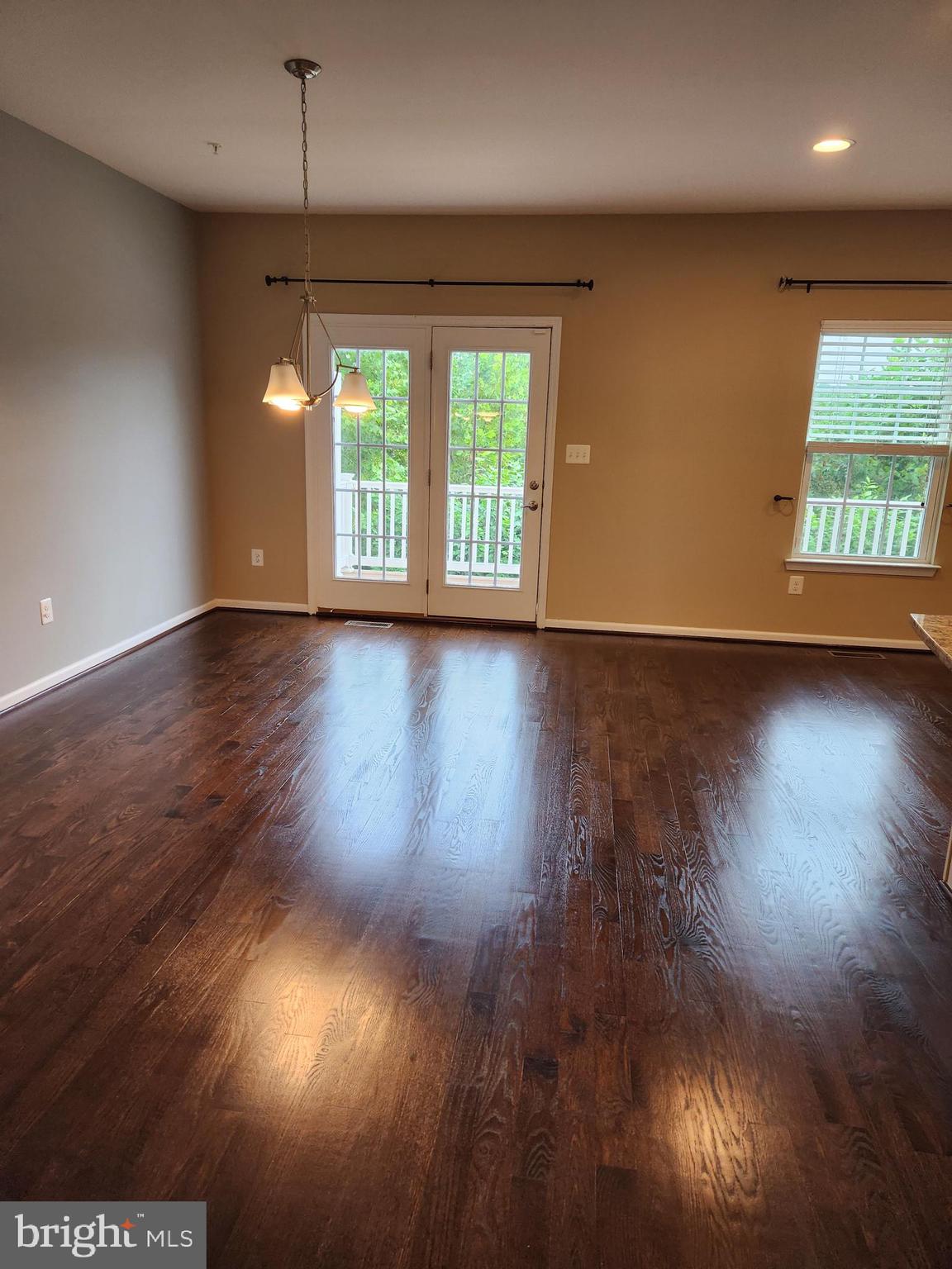 RAINCLIFFE CENTER - Residential