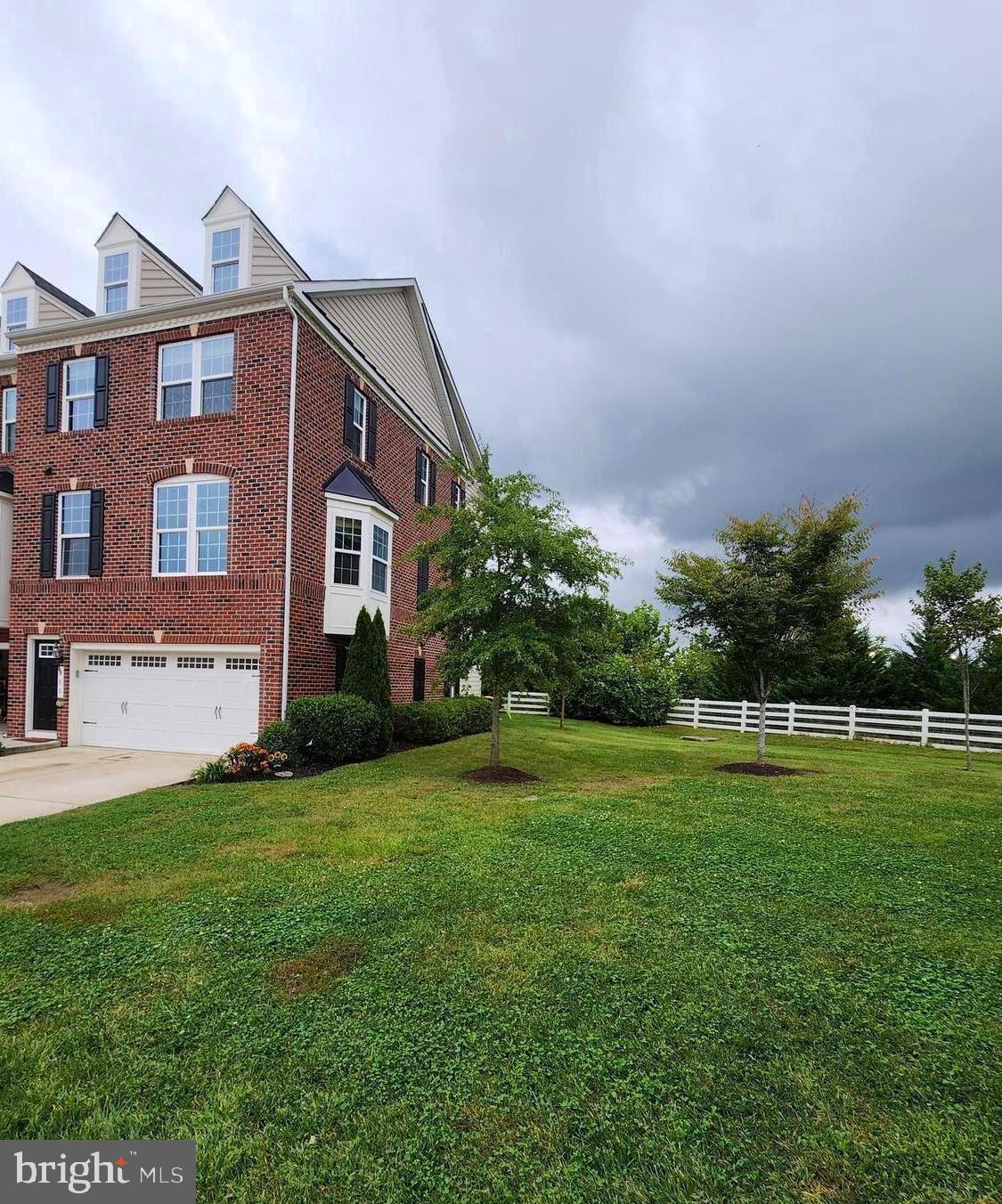 RAINCLIFFE CENTER - Residential