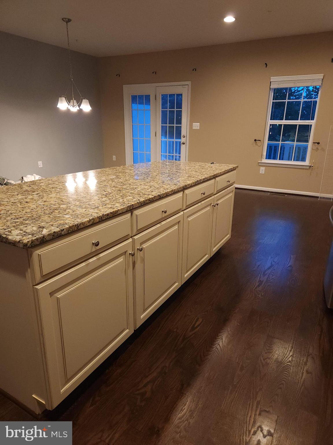 RAINCLIFFE CENTER - Residential