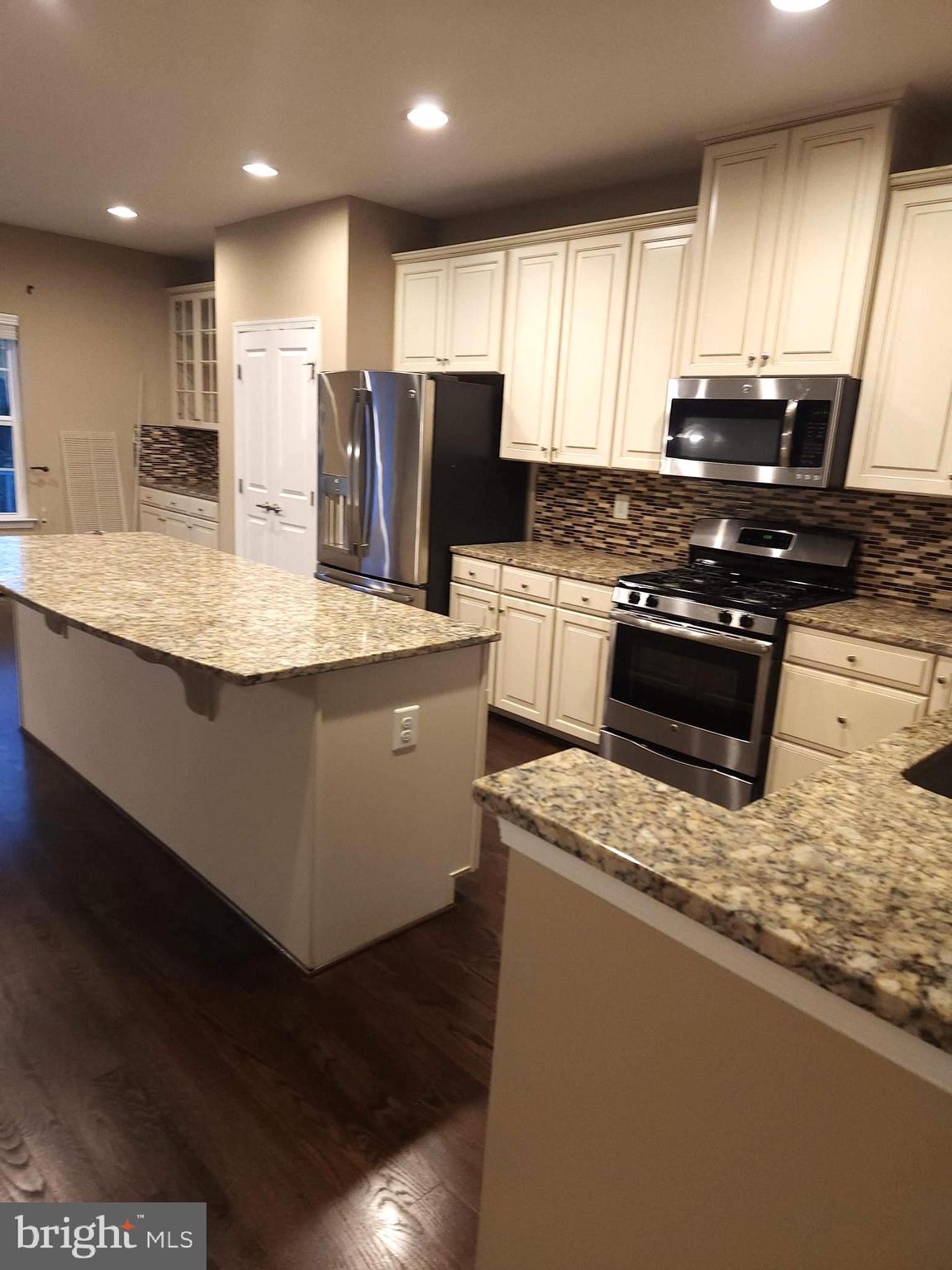 RAINCLIFFE CENTER - Residential