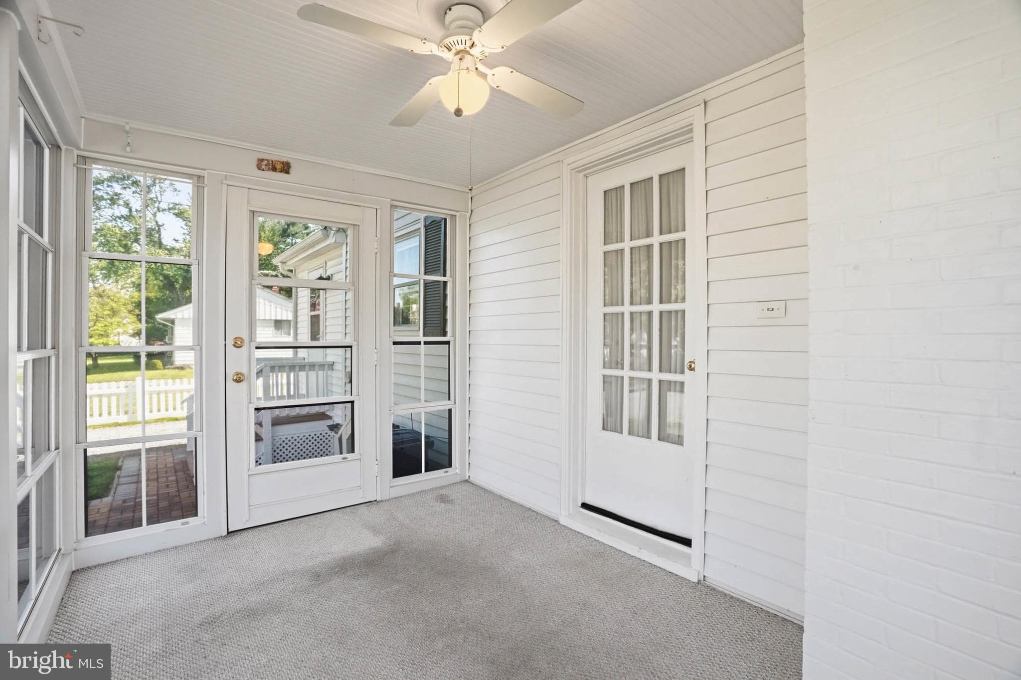 CENTREVILLE - Residential