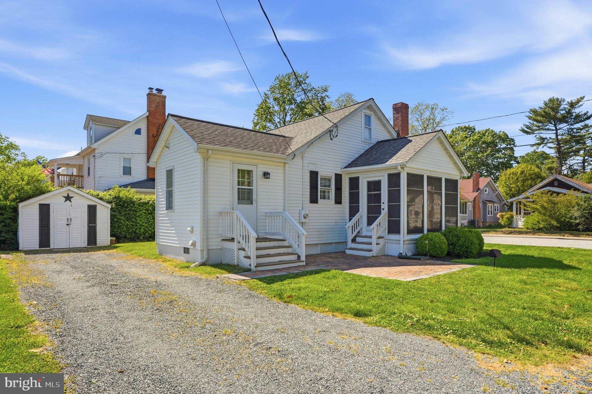 CENTREVILLE - Residential