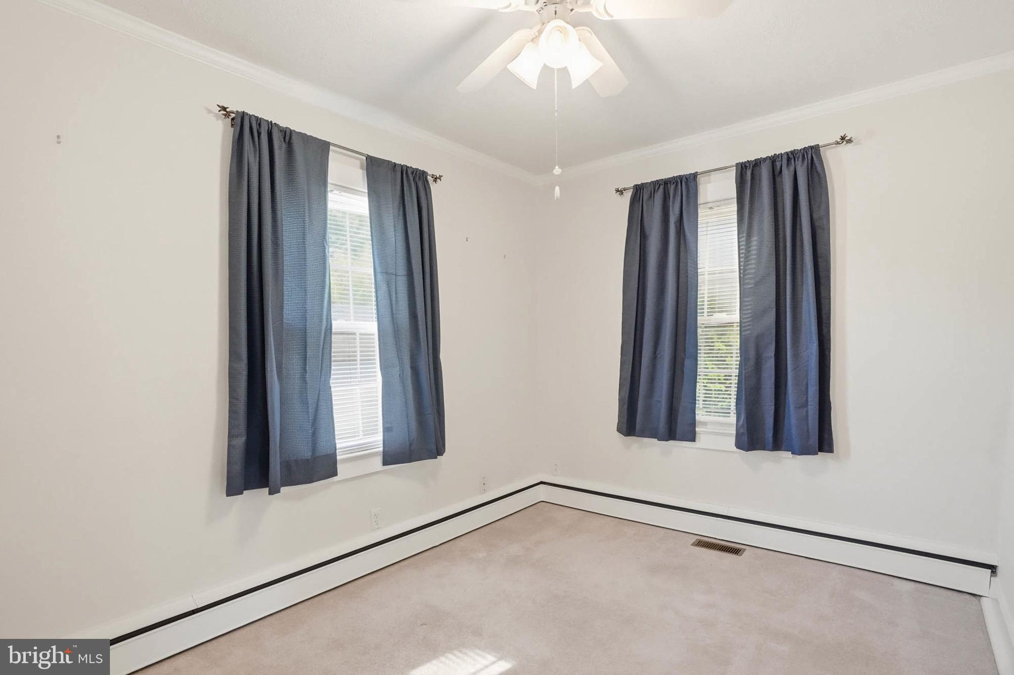 CENTREVILLE - Residential