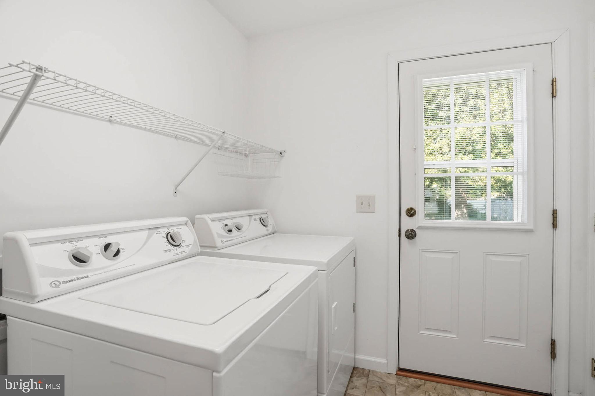 CENTREVILLE - Residential