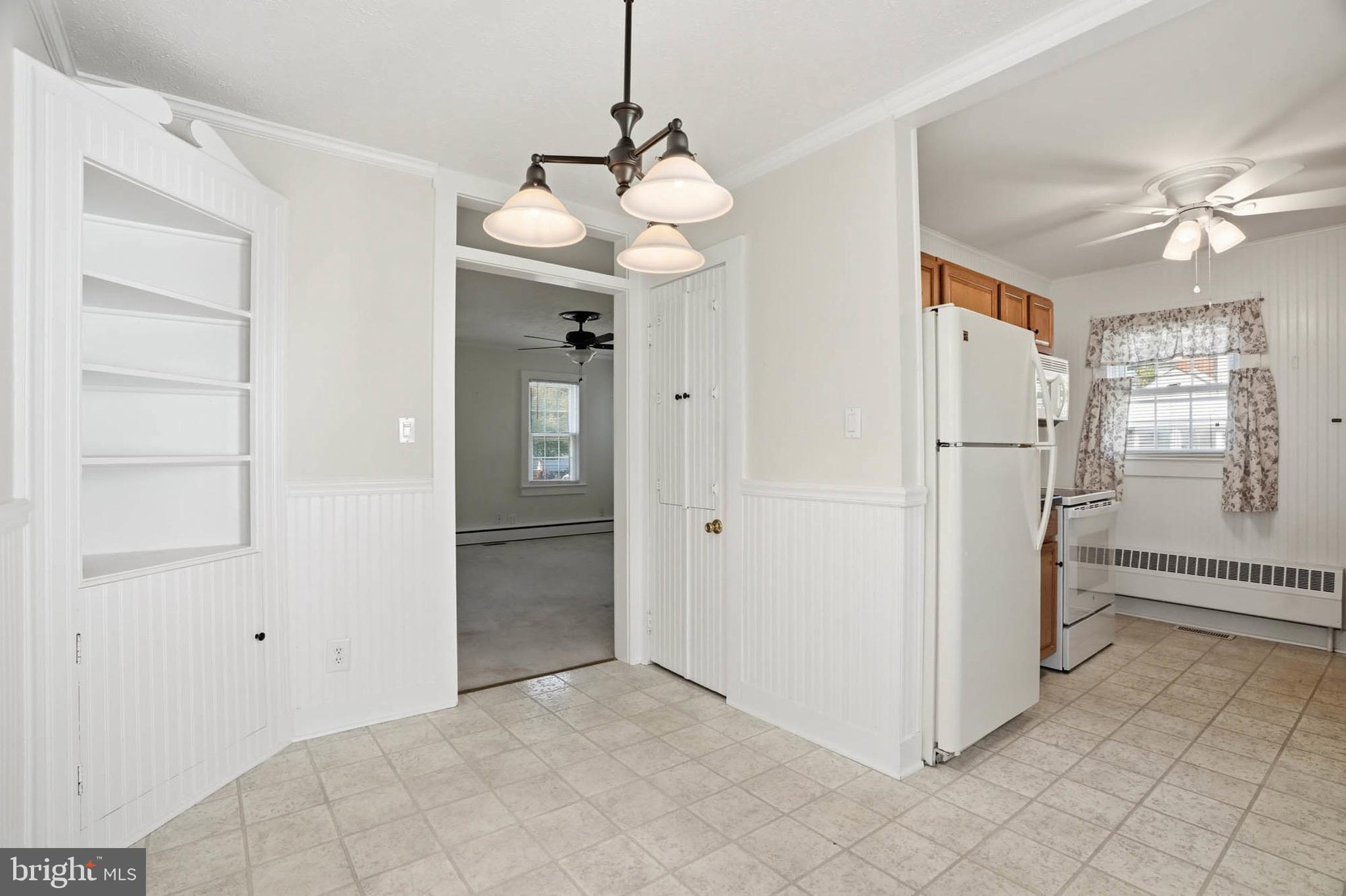CENTREVILLE - Residential