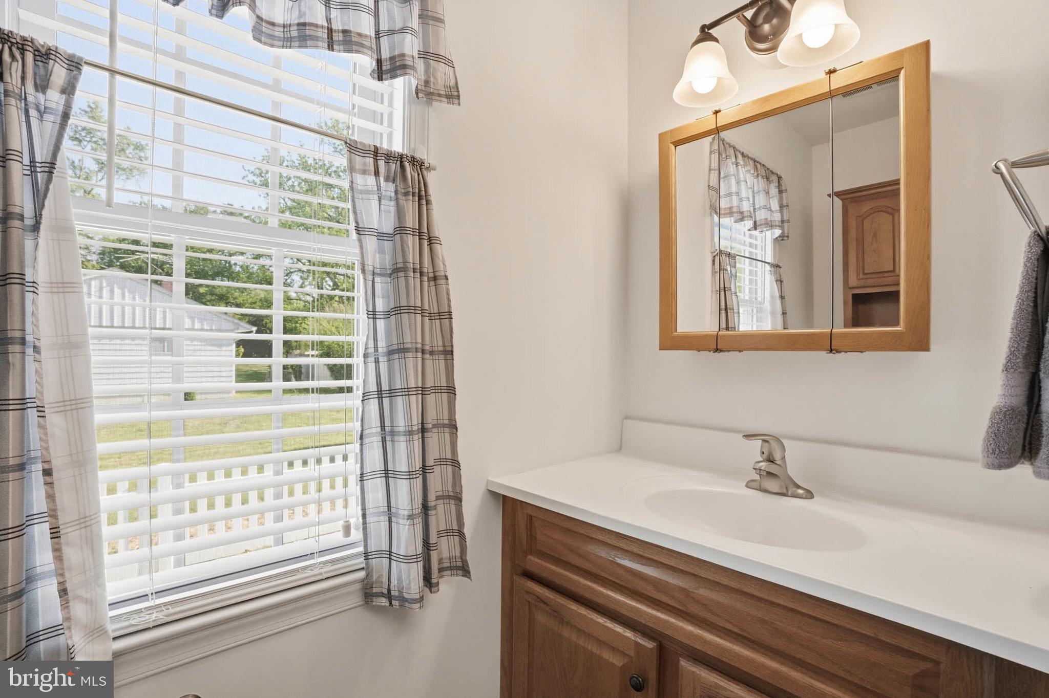 CENTREVILLE - Residential