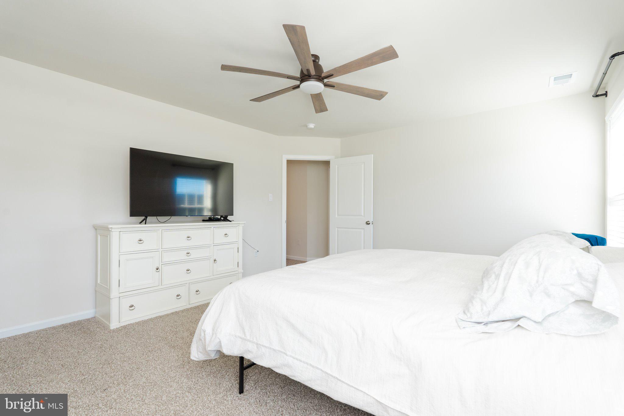 RED HILL - Residential