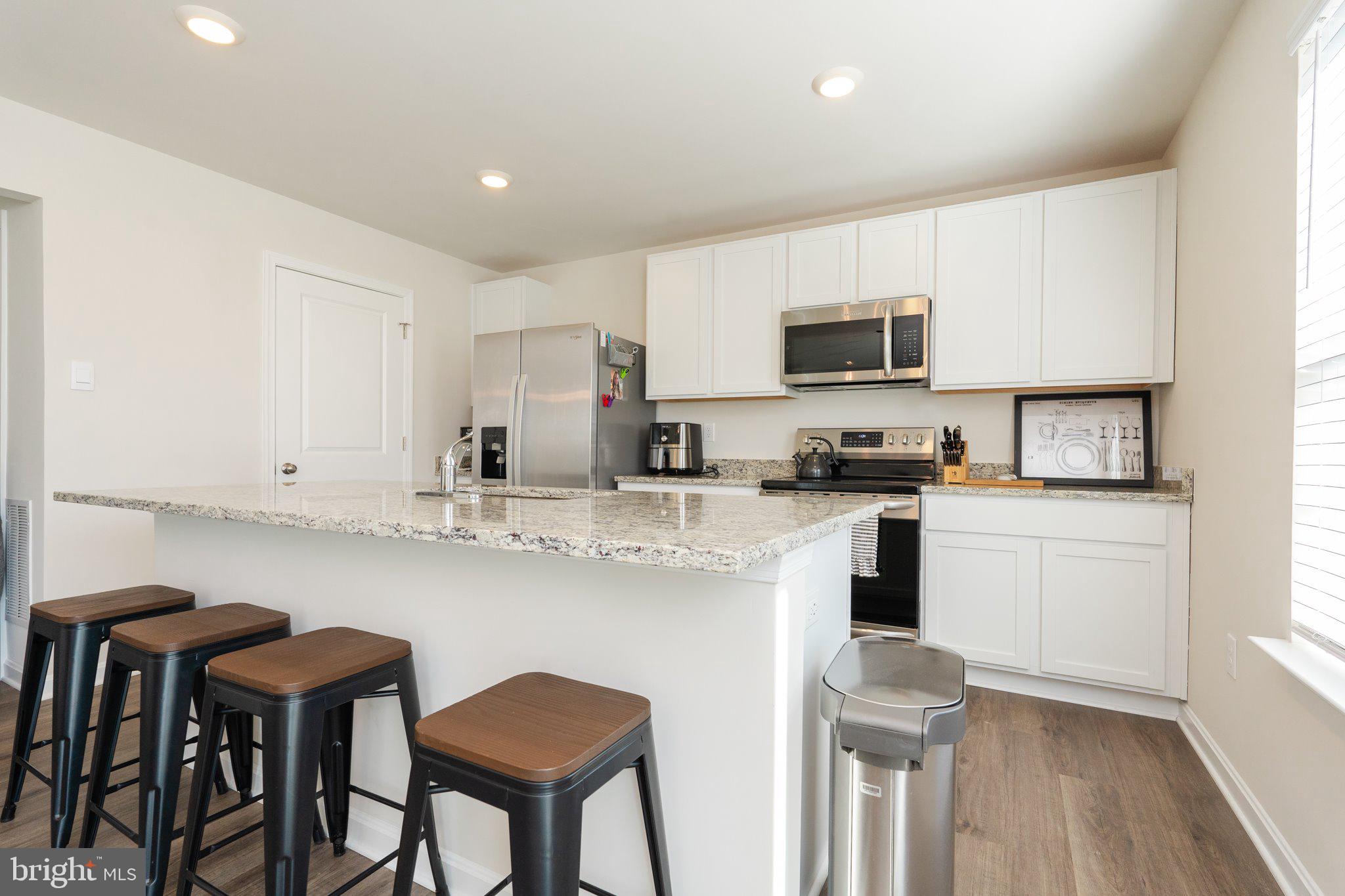 RED HILL - Residential