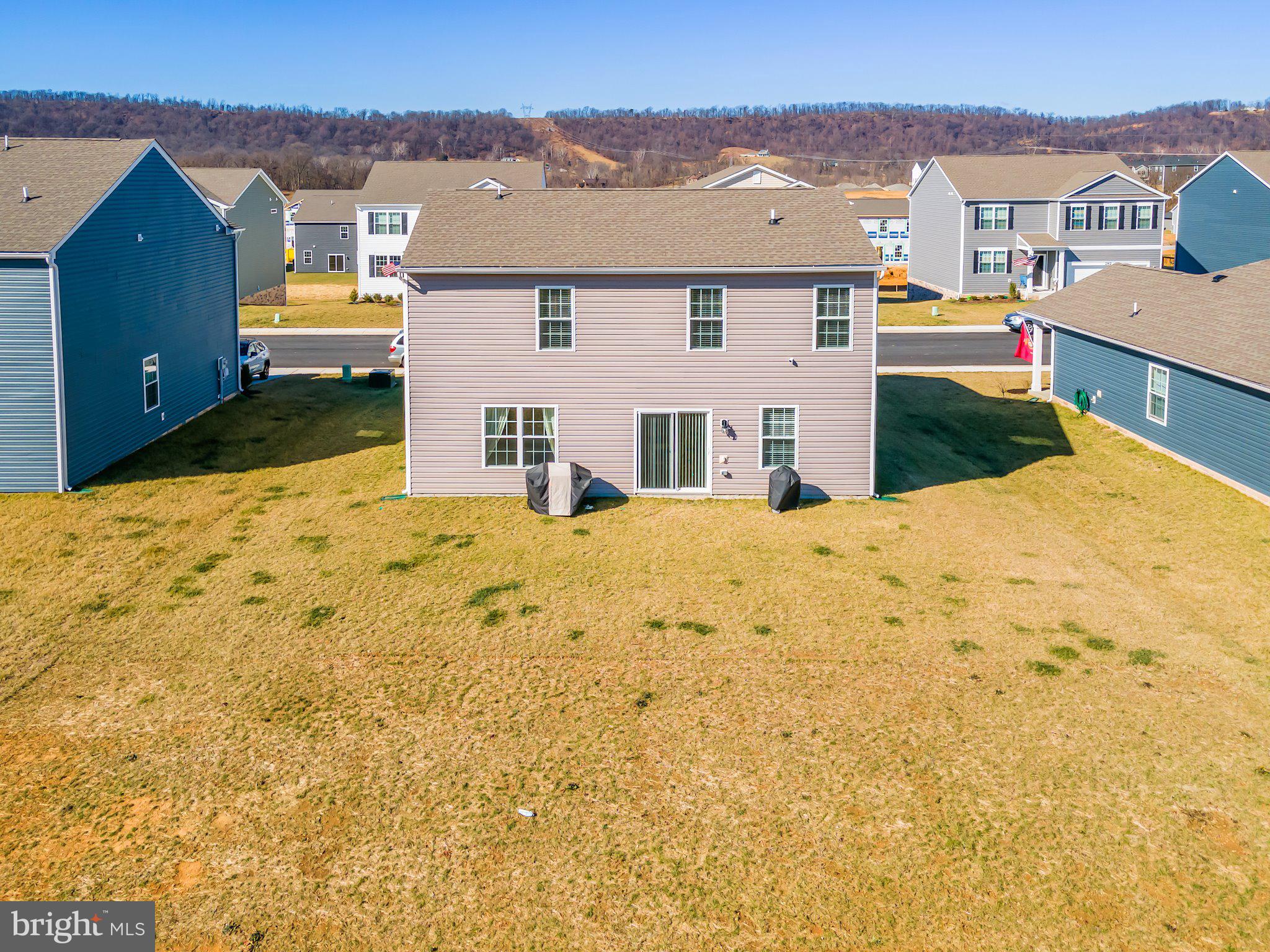 RED HILL - Residential