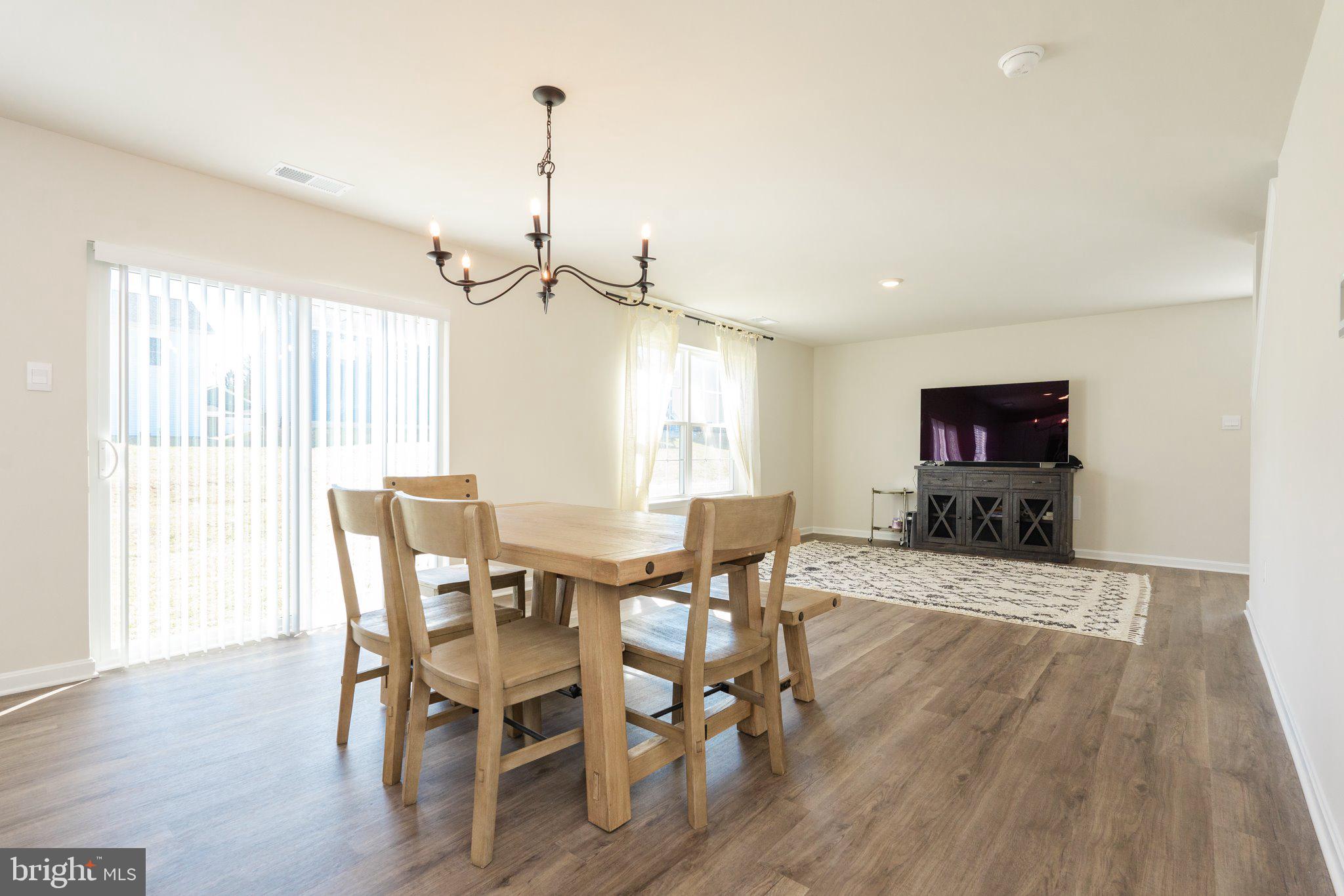 RED HILL - Residential