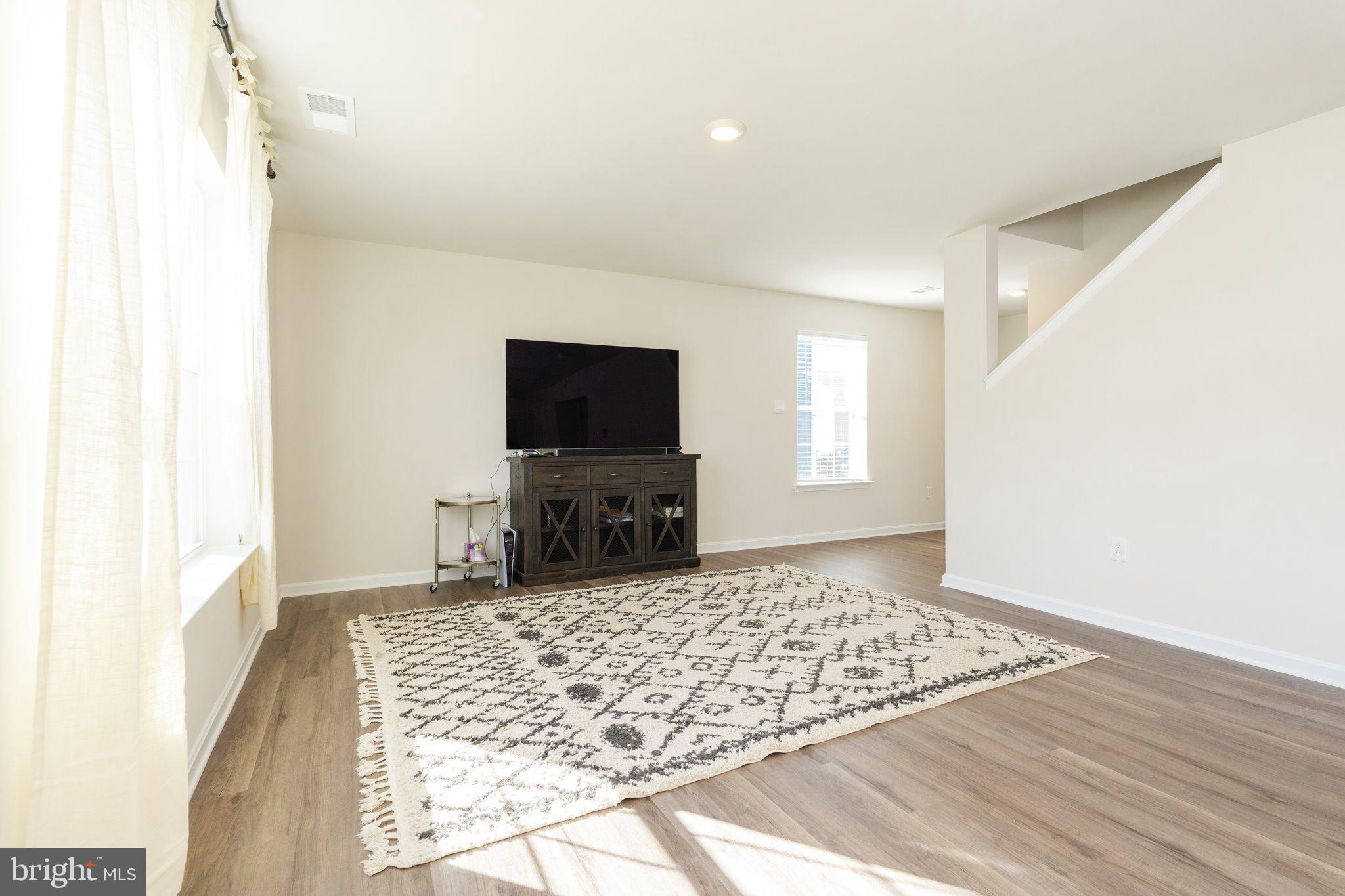 RED HILL - Residential