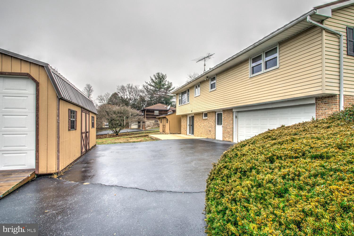 WARWICK TWP - Residential