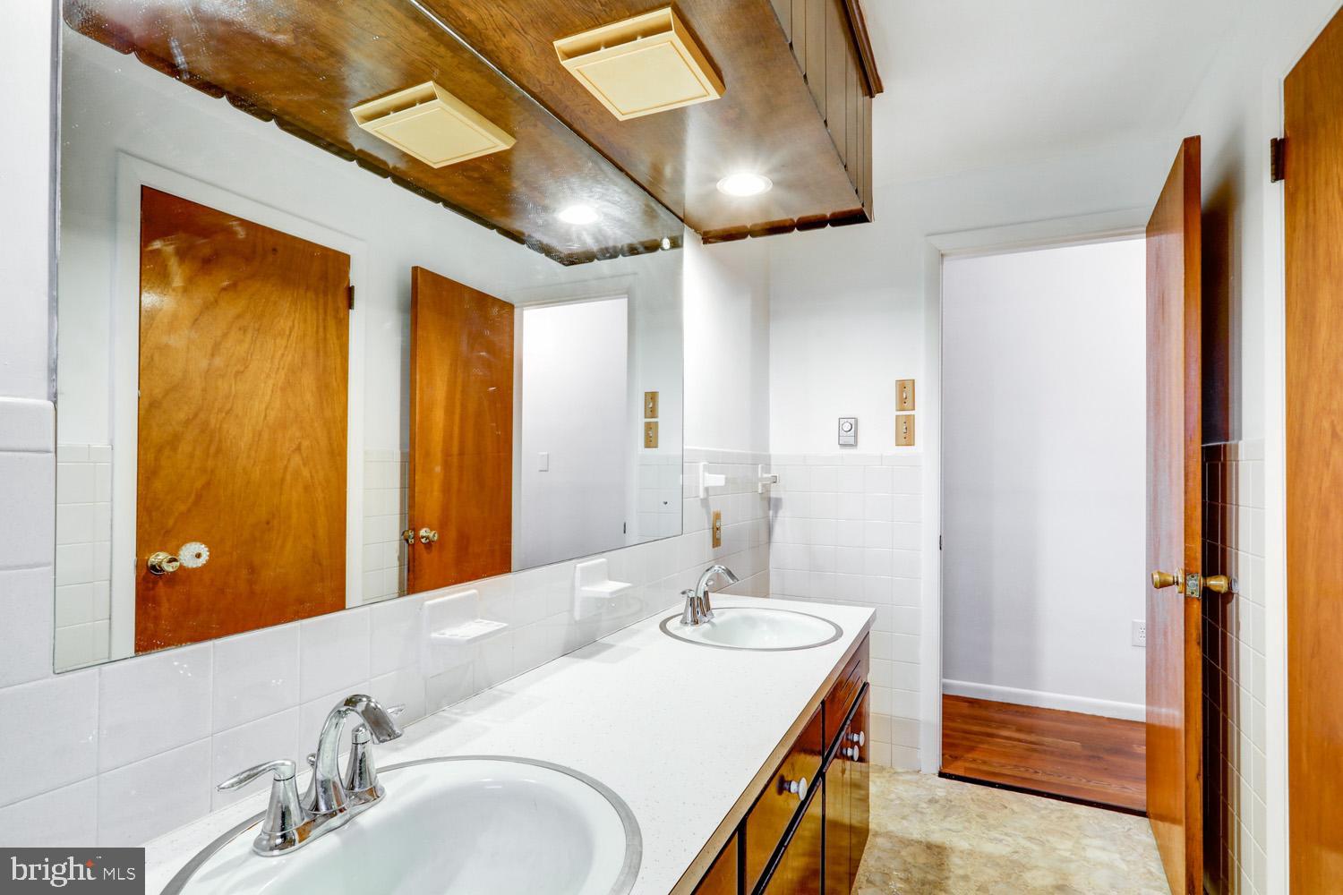 WARWICK TWP - Residential