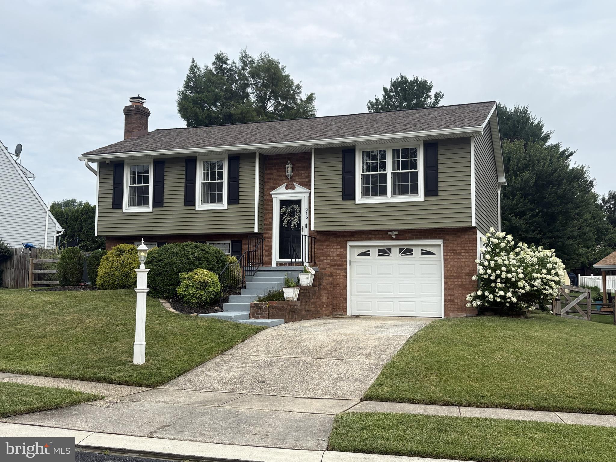 216 KENSINGTON PARKWAY