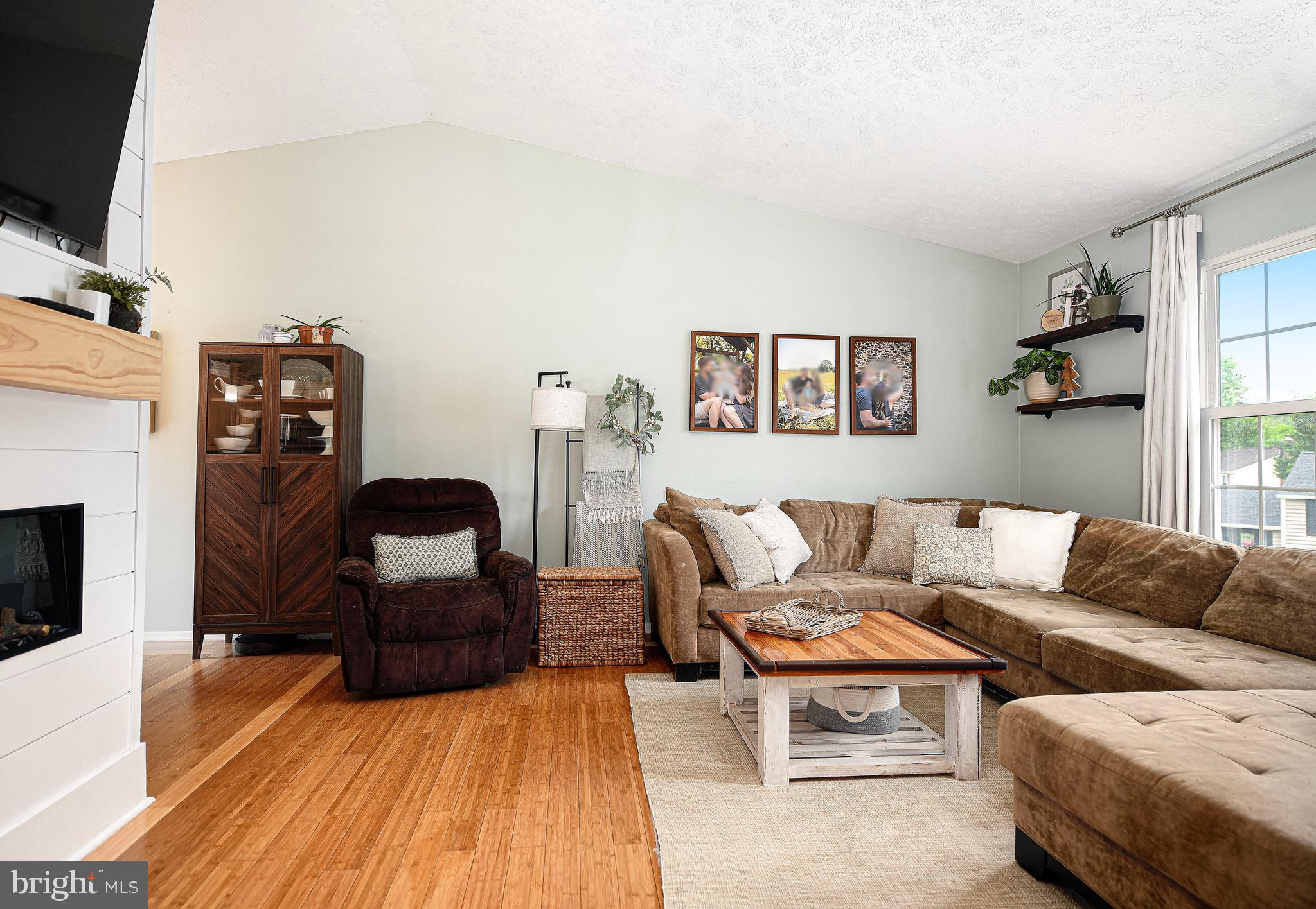 216 KENSINGTON PARKWAY