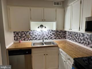 CHESTERFIELD GARDEN CONDOMINIUM - Residential Lease