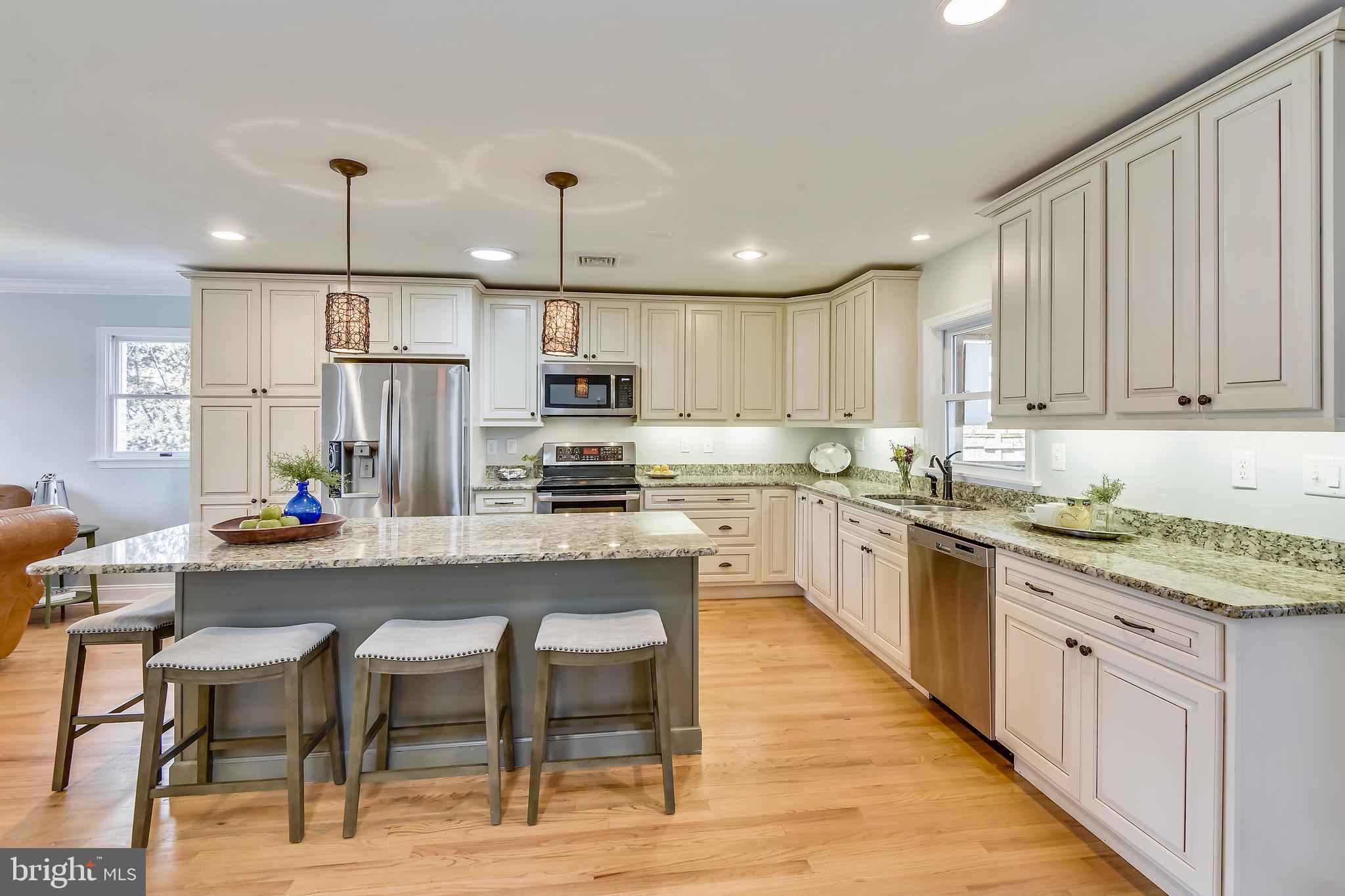 BEN OAKS ON SEVERN - Residential