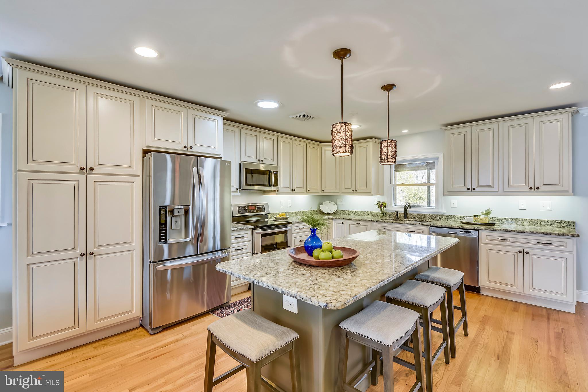 BEN OAKS ON SEVERN - Residential