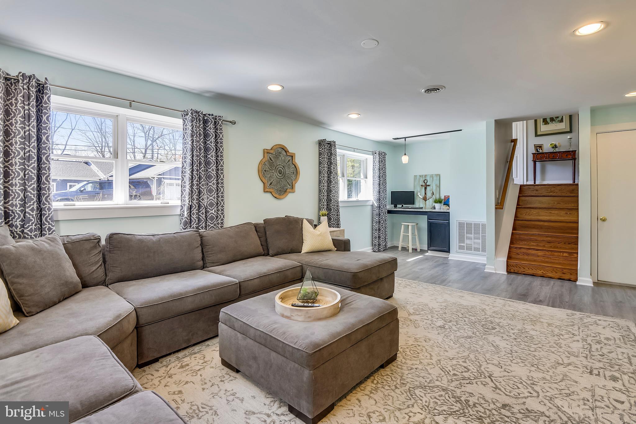 BEN OAKS ON SEVERN - Residential