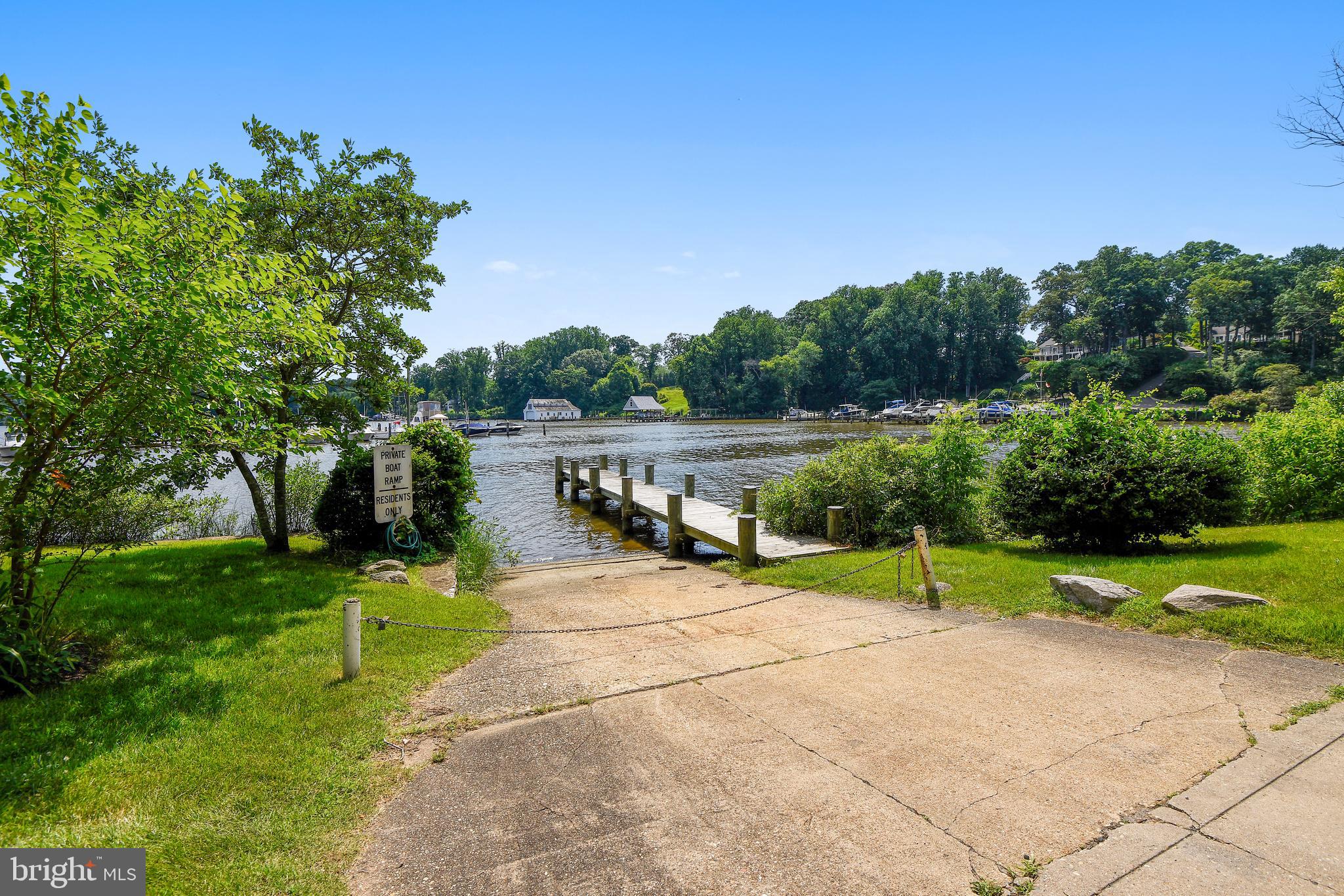 BEN OAKS ON SEVERN - Residential