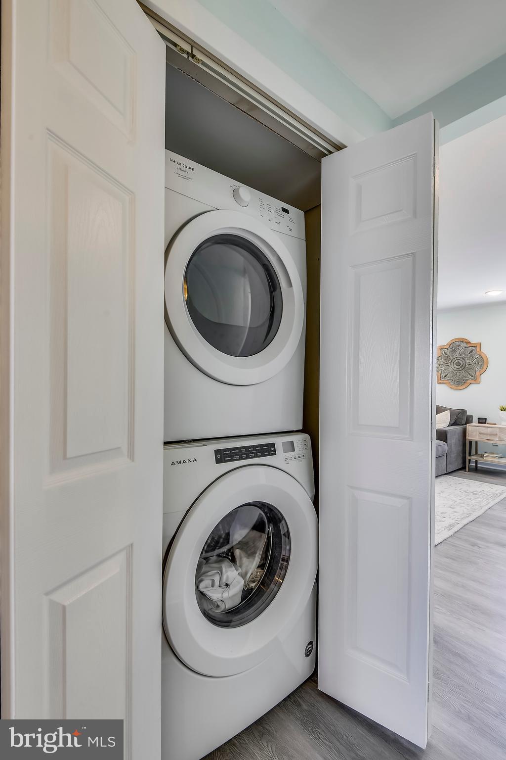 BEN OAKS ON SEVERN - Residential