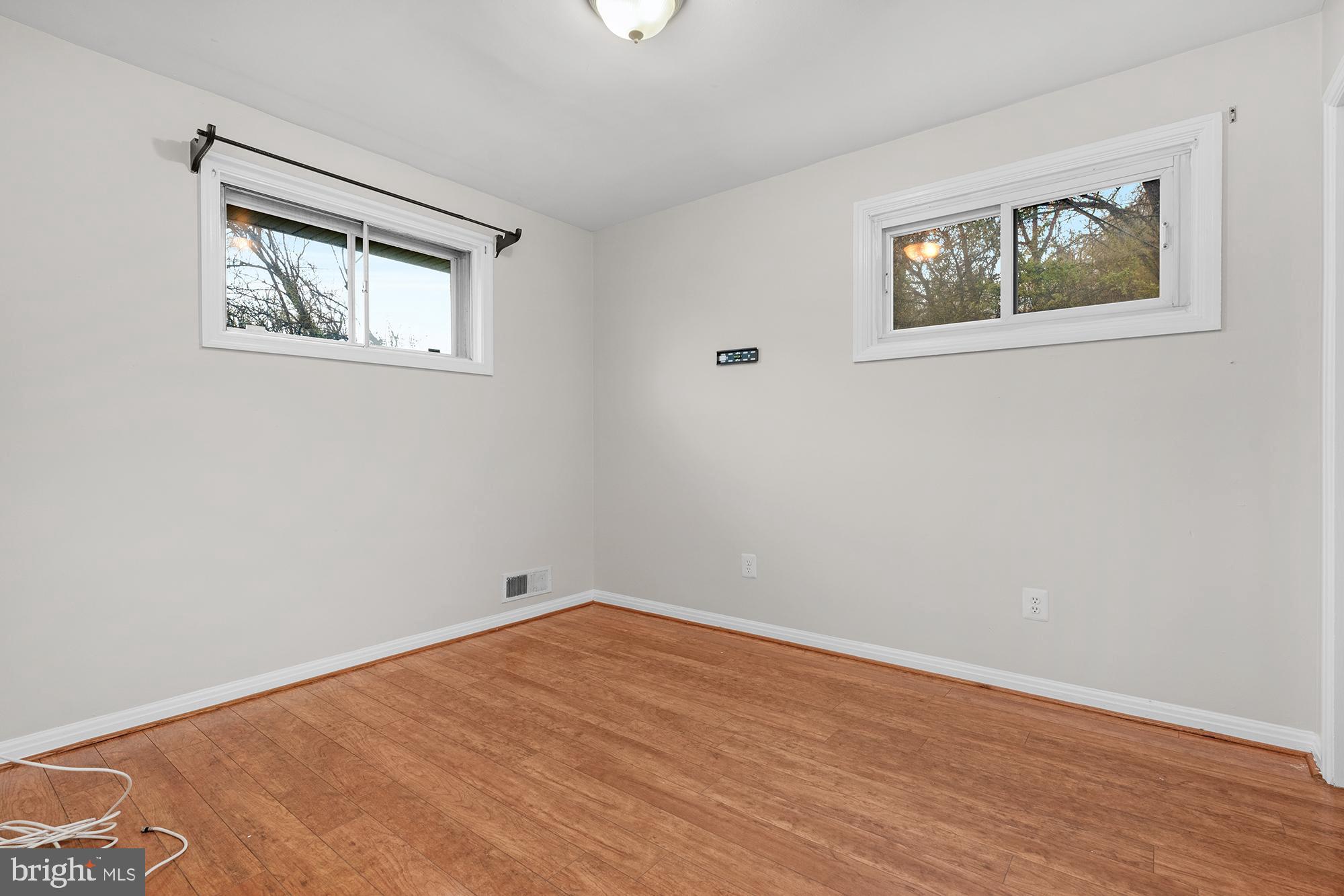 WOODLAWN - Residential