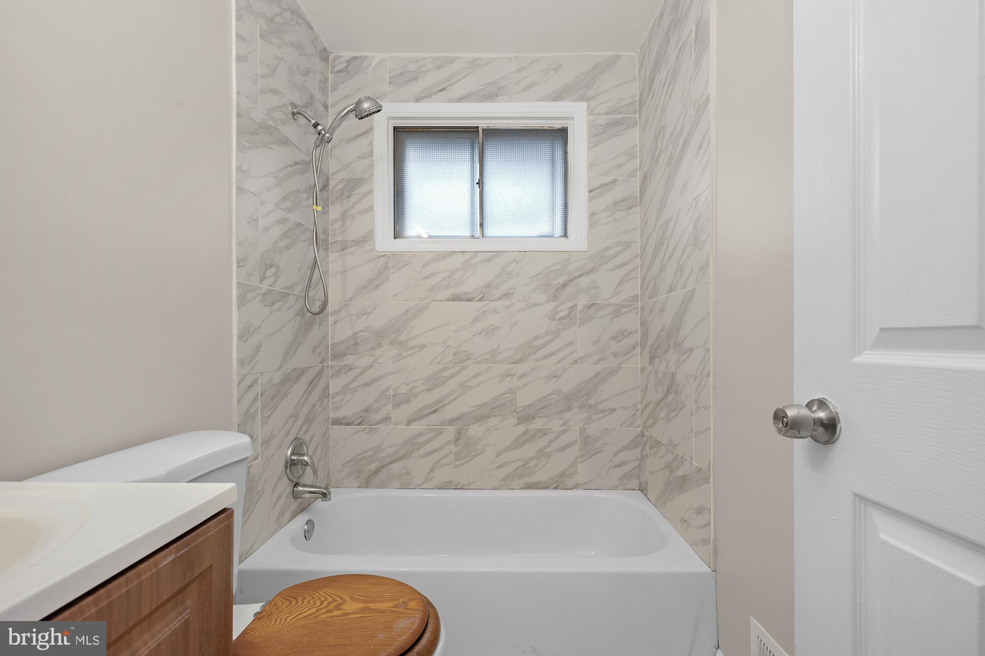 WOODLAWN - Residential