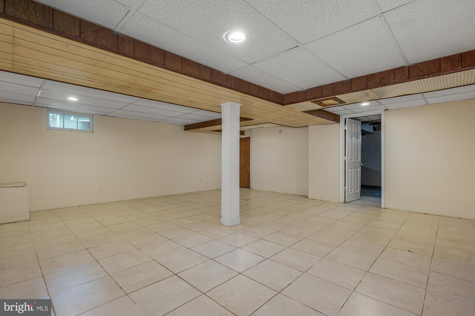 WOODLAWN - Residential