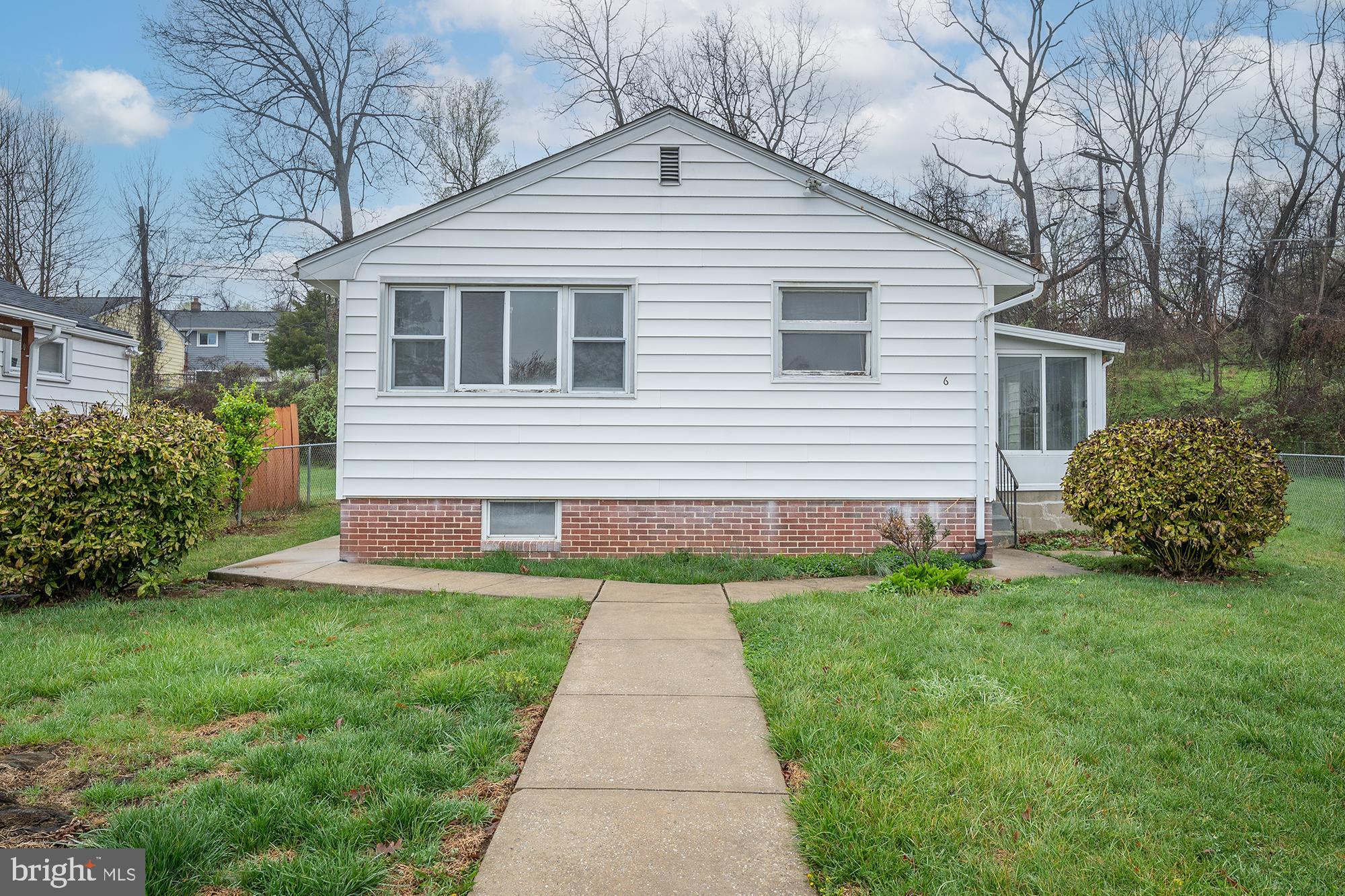 WOODLAWN - Residential