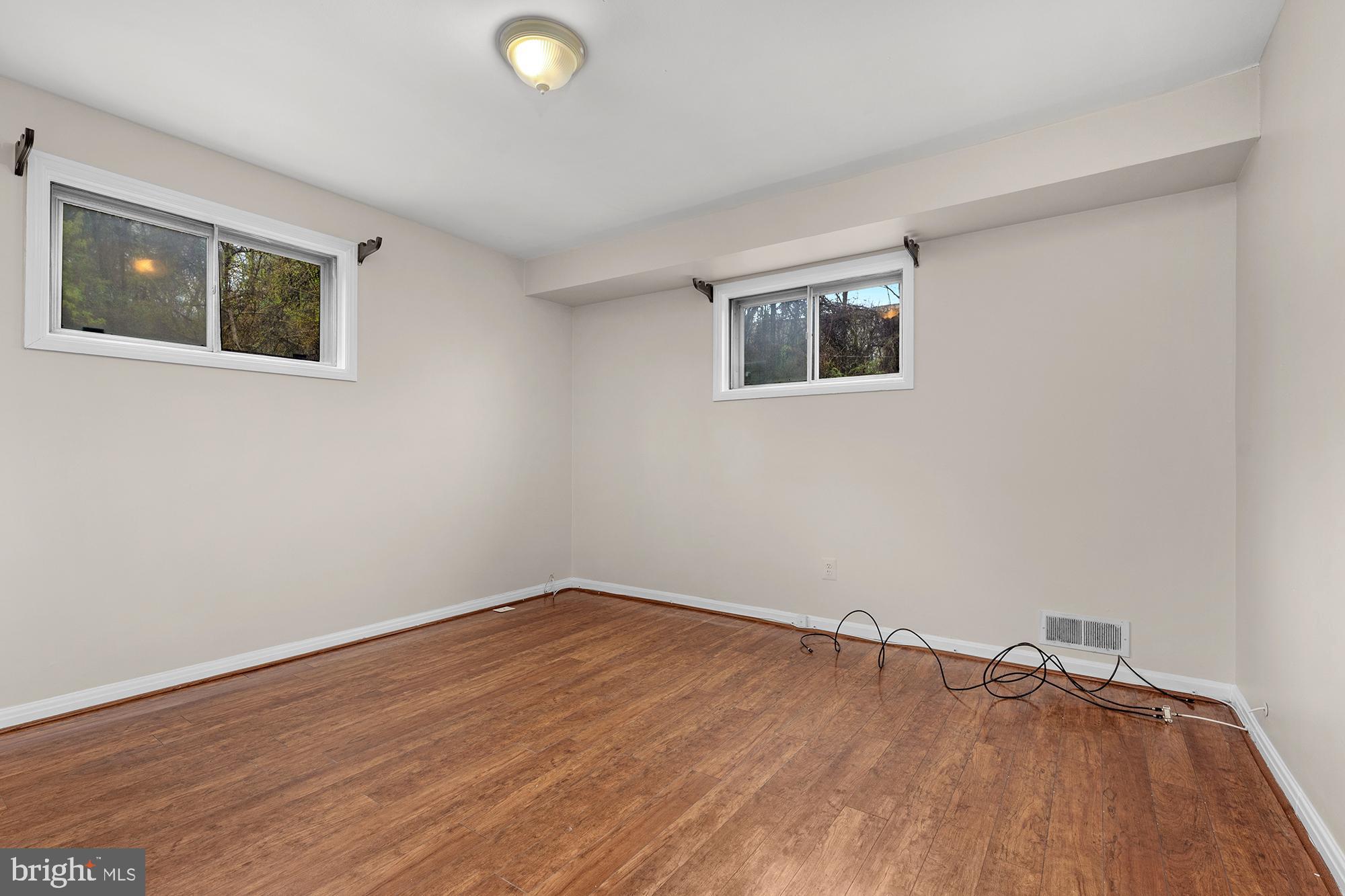 WOODLAWN - Residential