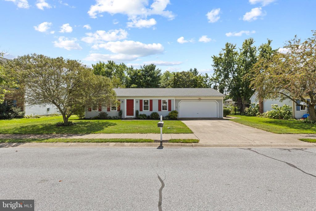 Photo of 311 Partridge Drive, Lititz, PA 17543 (MLS # PALA2056066)