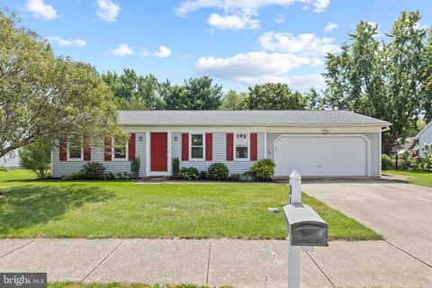 Photo of 311 Partridge Drive, Lititz, PA 17543 (MLS # PALA2056066)