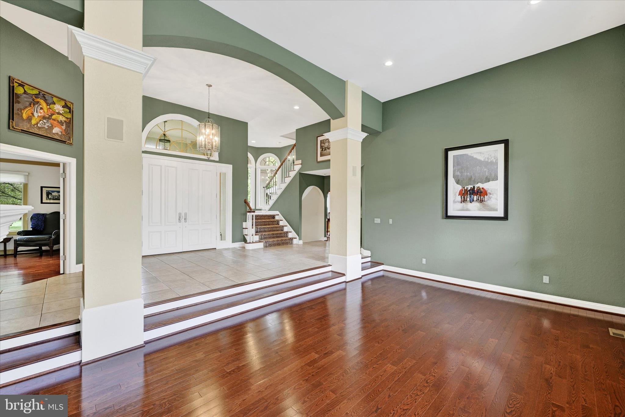 BLENHEIM FARM - Residential