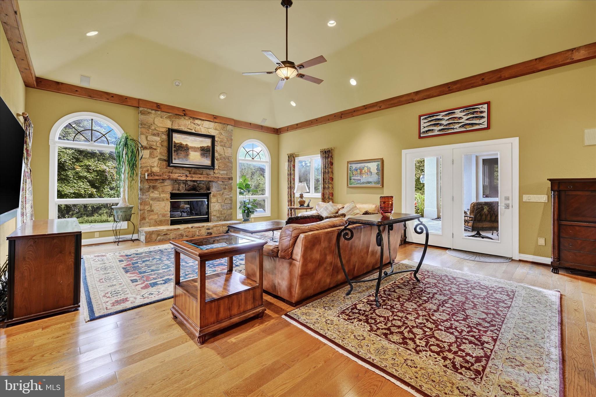 BLENHEIM FARM - Residential