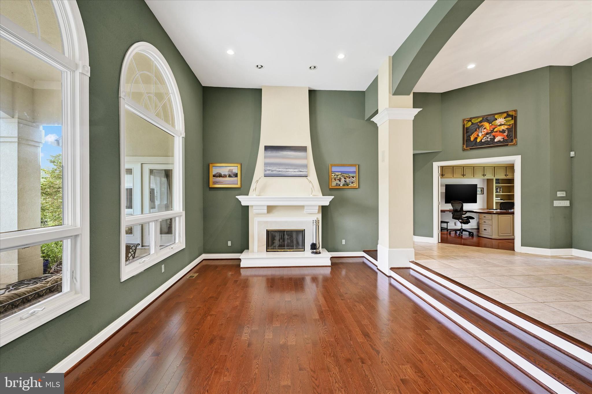 BLENHEIM FARM - Residential