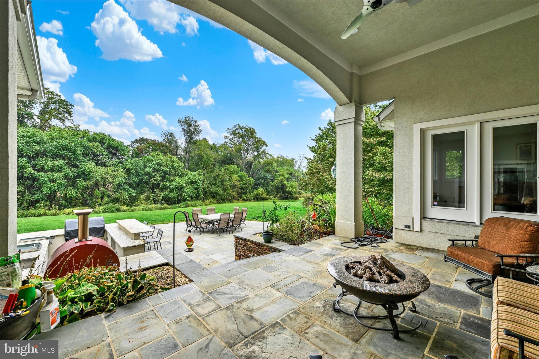 BLENHEIM FARM - Residential