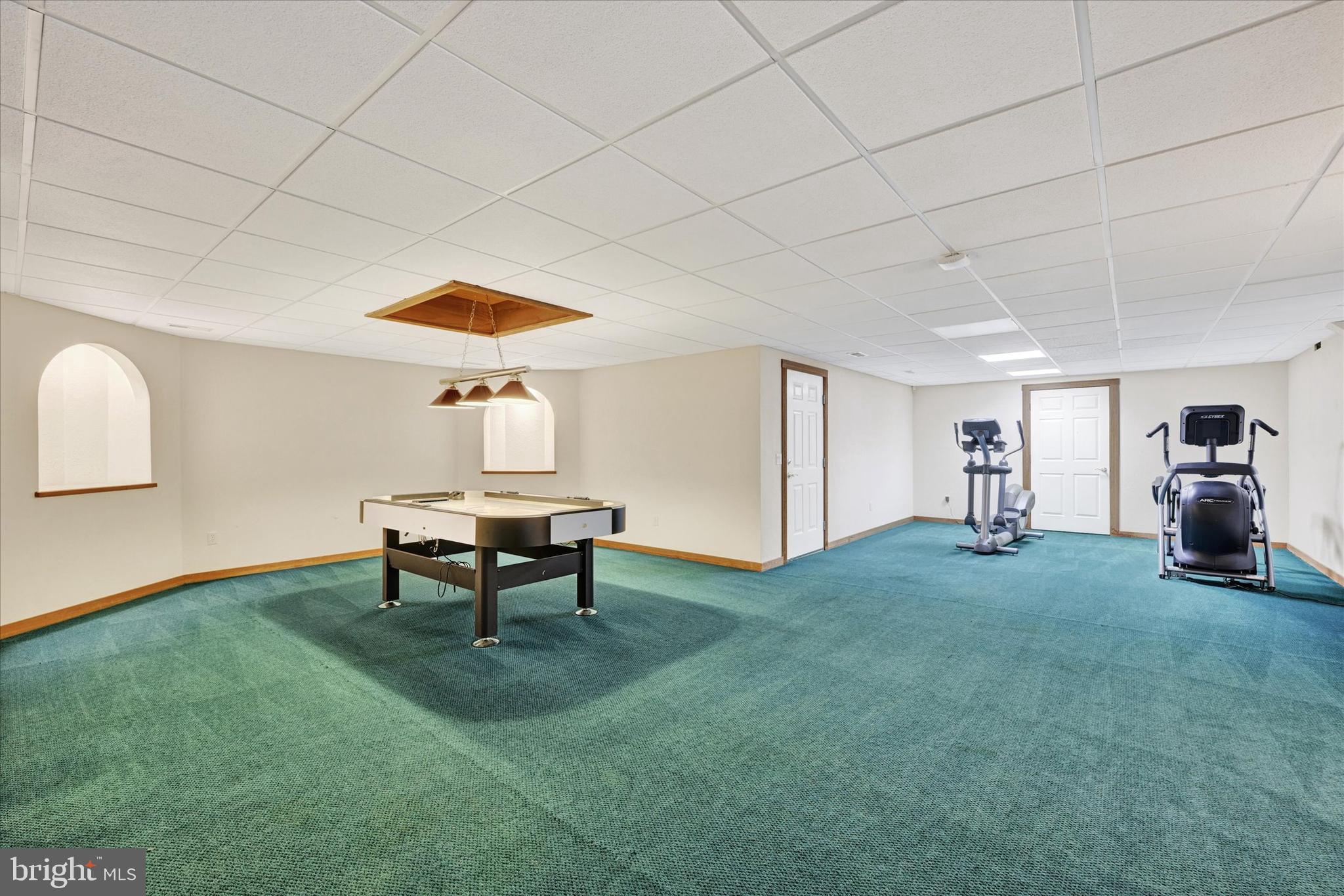 BLENHEIM FARM - Residential