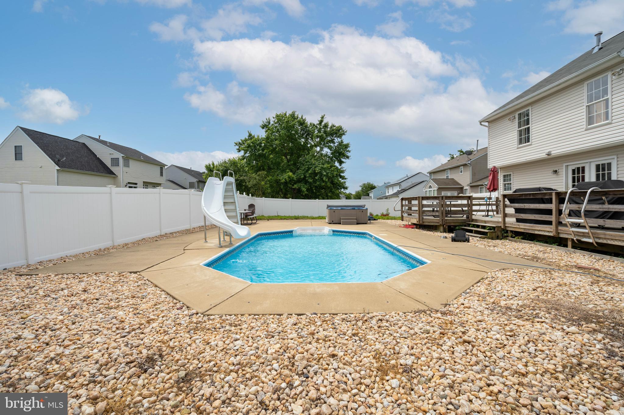 CANNON RIDGE - Residential