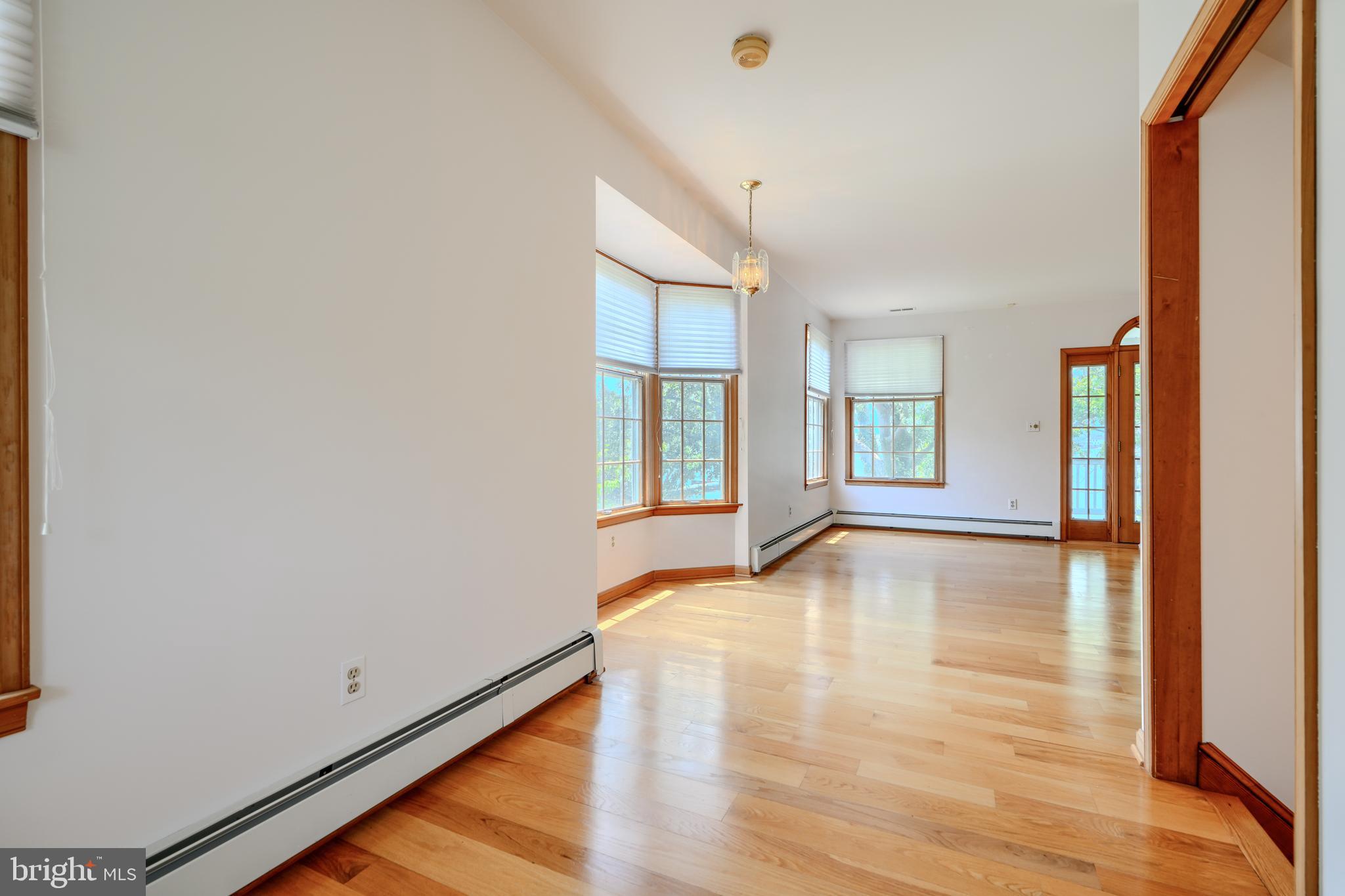 LONG BEACH ESTATES - Residential