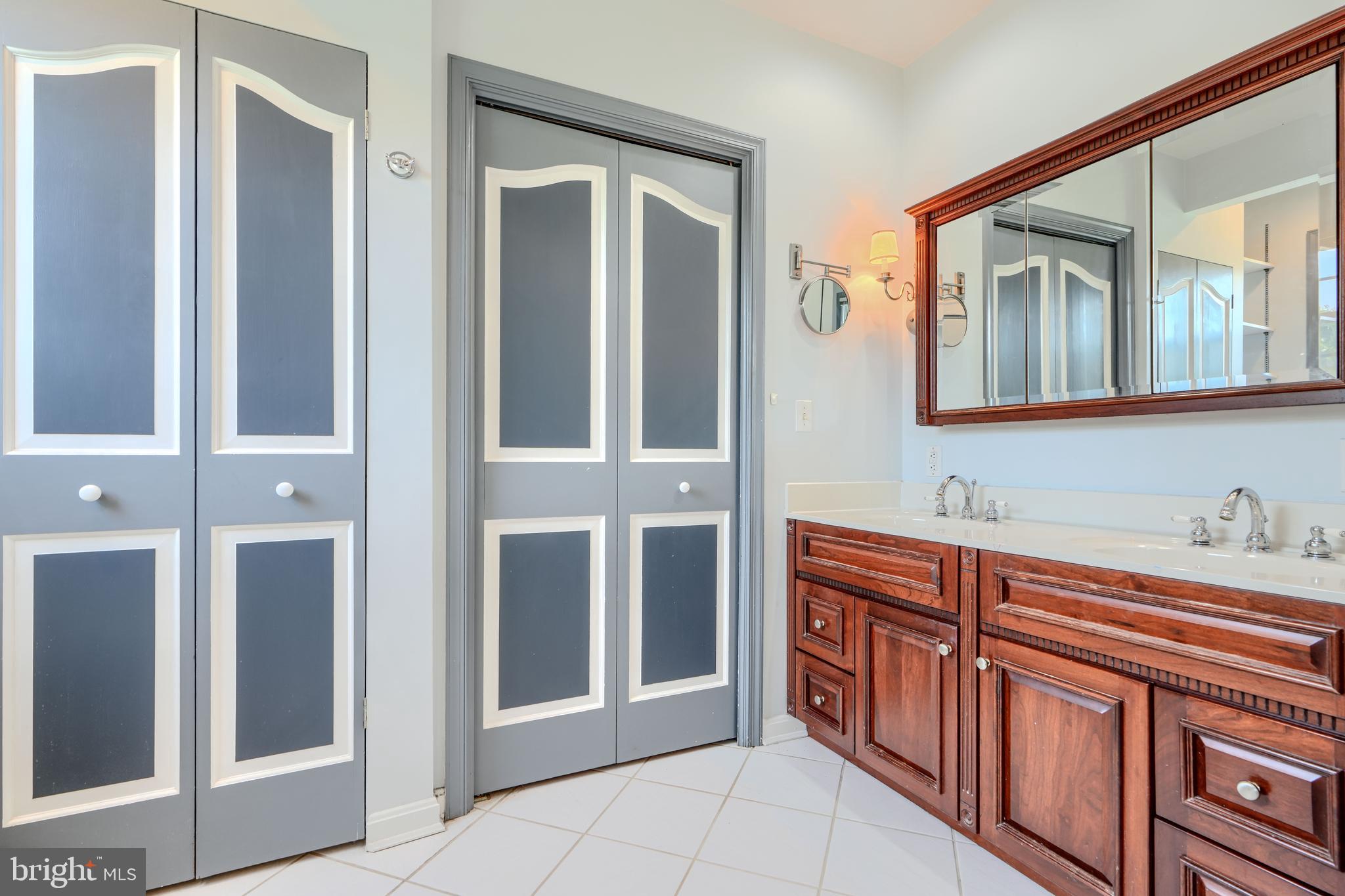 LONG BEACH ESTATES - Residential