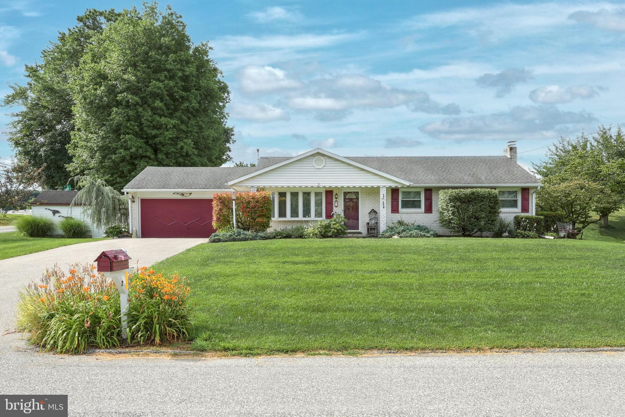 LAKE WILLIAMS - Residential