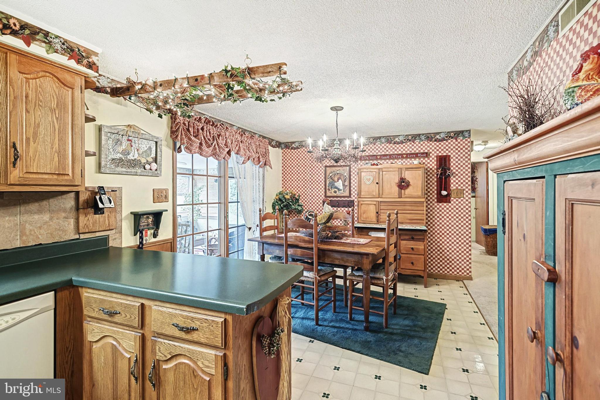 LAKE WILLIAMS - Residential